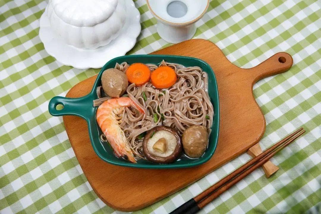 如何煮出一碗筋道好吃的面条？这些技巧让你轻松掌握！