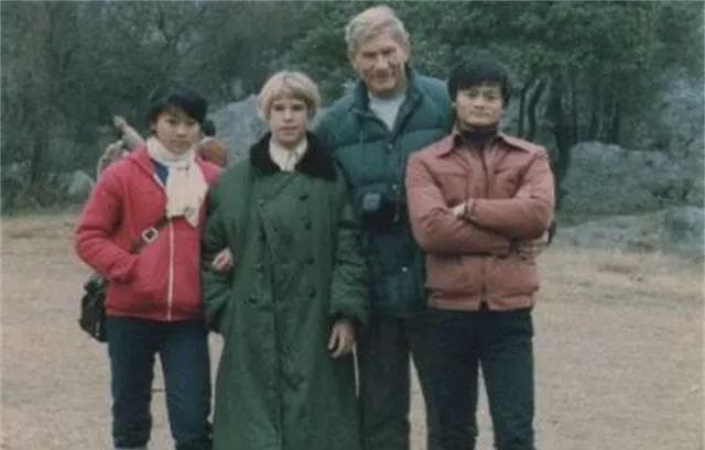 1985年，一对父子每年资助马云400元上学，马云是如何报恩的？