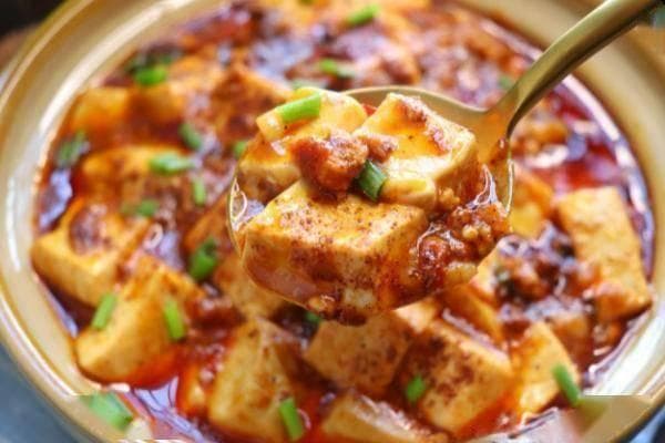 麻婆豆腐制作详解：从选材到烹饪的完整指南