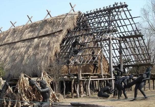 吊脚楼从何而来？为何会发展出这种独特的建筑形式？