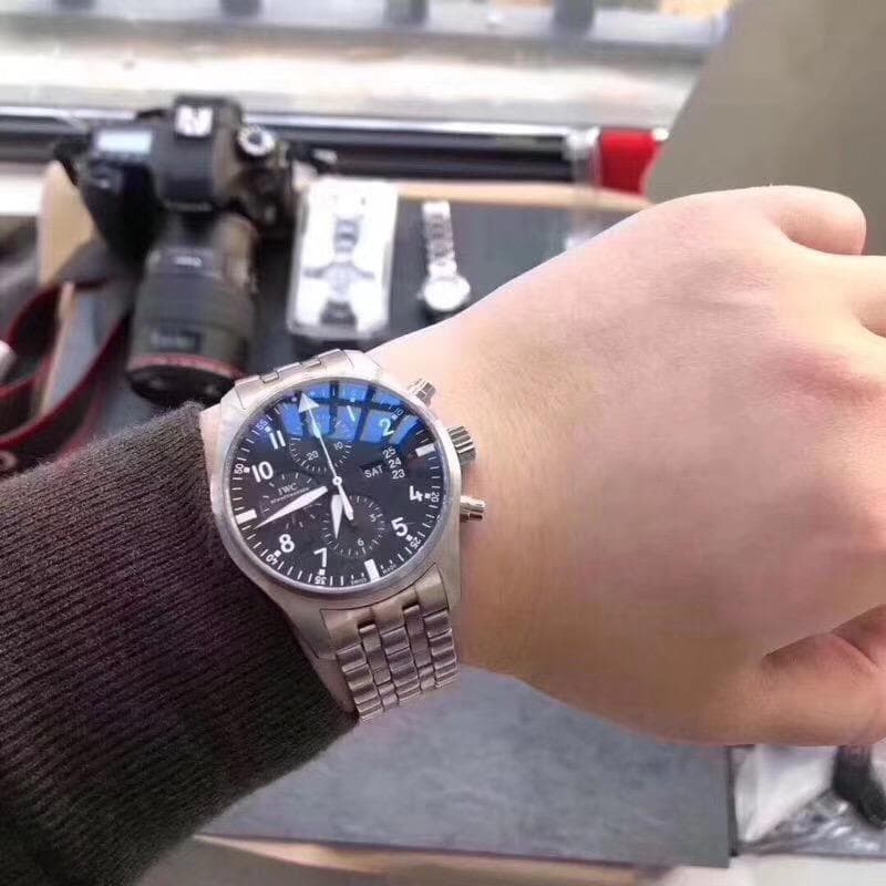 自动机械表停走怎么办？专业解答工作原理与维护要点