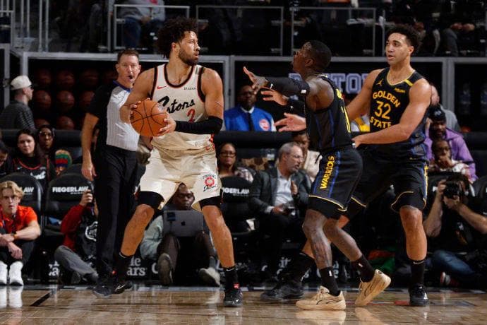 NBA前瞻：勇士主场20胜10负，库里场均5.2三分能否助队轻取活塞？