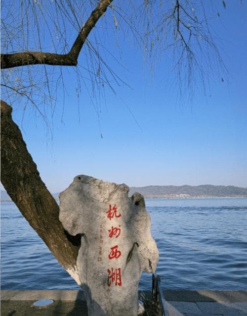 西湖有哪些美丽的风景区？探索西湖之美：必游的绝美风景区!