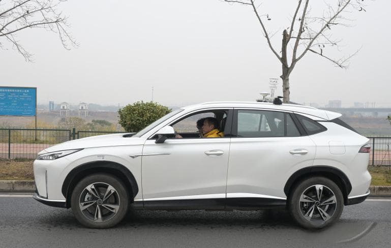 长沙县巡检车“上岗”，“智”保安全
