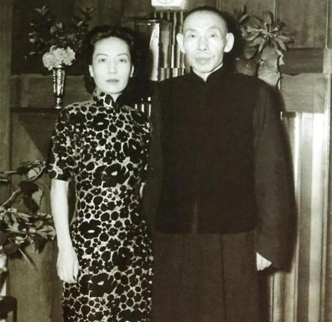 孟小冬：京剧“冬皇”的传奇人生与上海滩情缘