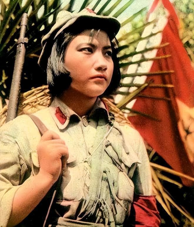 从《红色娘子军》到金鸡奖：中国电影黄金时代的三位女神