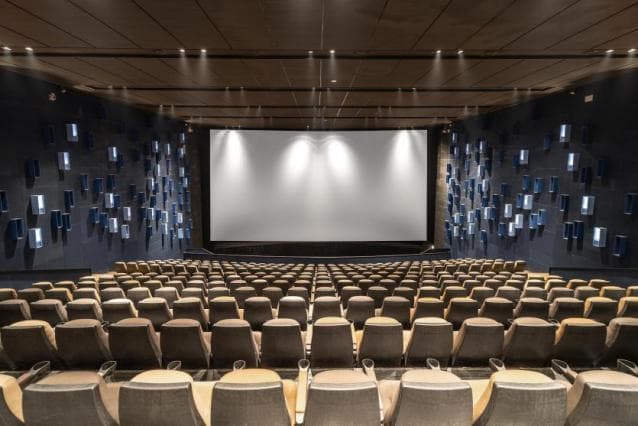 《哪吒2》登顶！IMAX、2D、3D观影有啥区别？