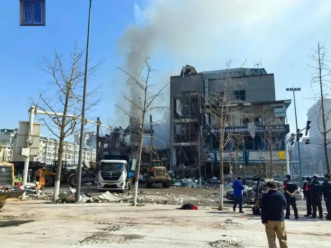 河北燕郊爆燃事故致7死27伤，专家解析事故原因及爆炸自救要点