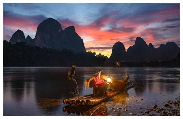 抗战剧受热捧：民族情感与艺术魅力的双重驱动