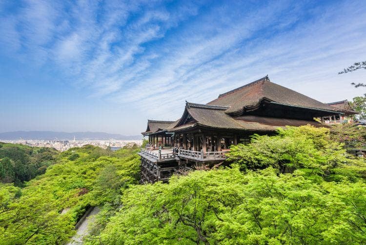 京都清水寺攻略：世界文化遗产的交通与景点详解