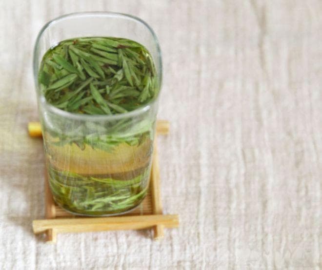 泡龙井茶用多少度的水最好？
