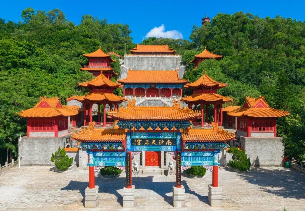 妈祖：道教女神、佛教菩萨，还是跨越宗教的民间信仰？