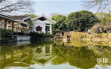 夫妻间房产赠与流程及法律效力详解