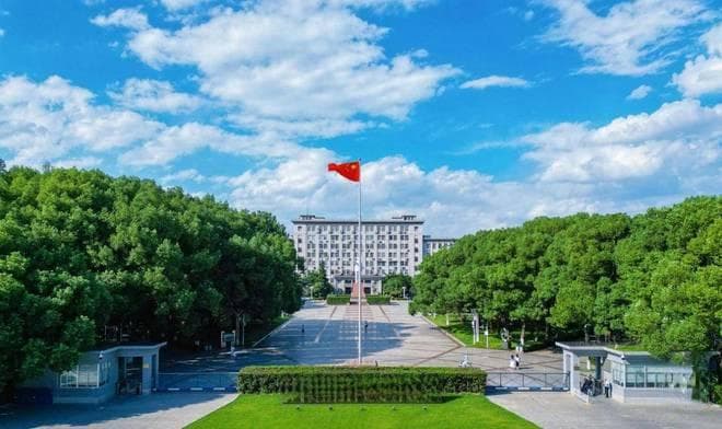 华中科大2025推免率出炉，2582人上榜，推免率达到36%以上