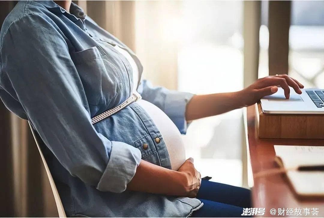 害怕裁员，她们选择“战略性怀孕”