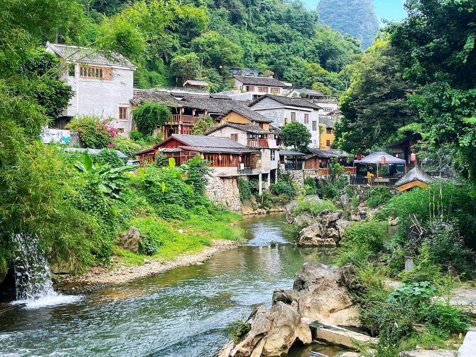 在贺州发现多个“宝藏”村寨 “民族特色村寨＋”建设不只是诗和远方