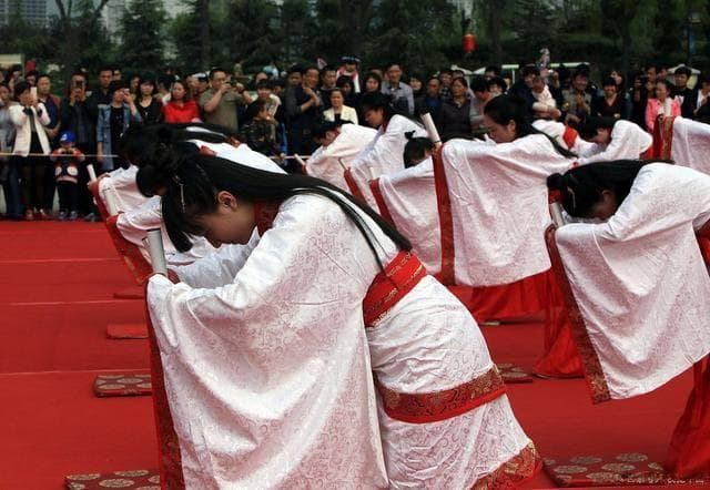 求的签带回家了如何处理：传统礼仪与现代解读