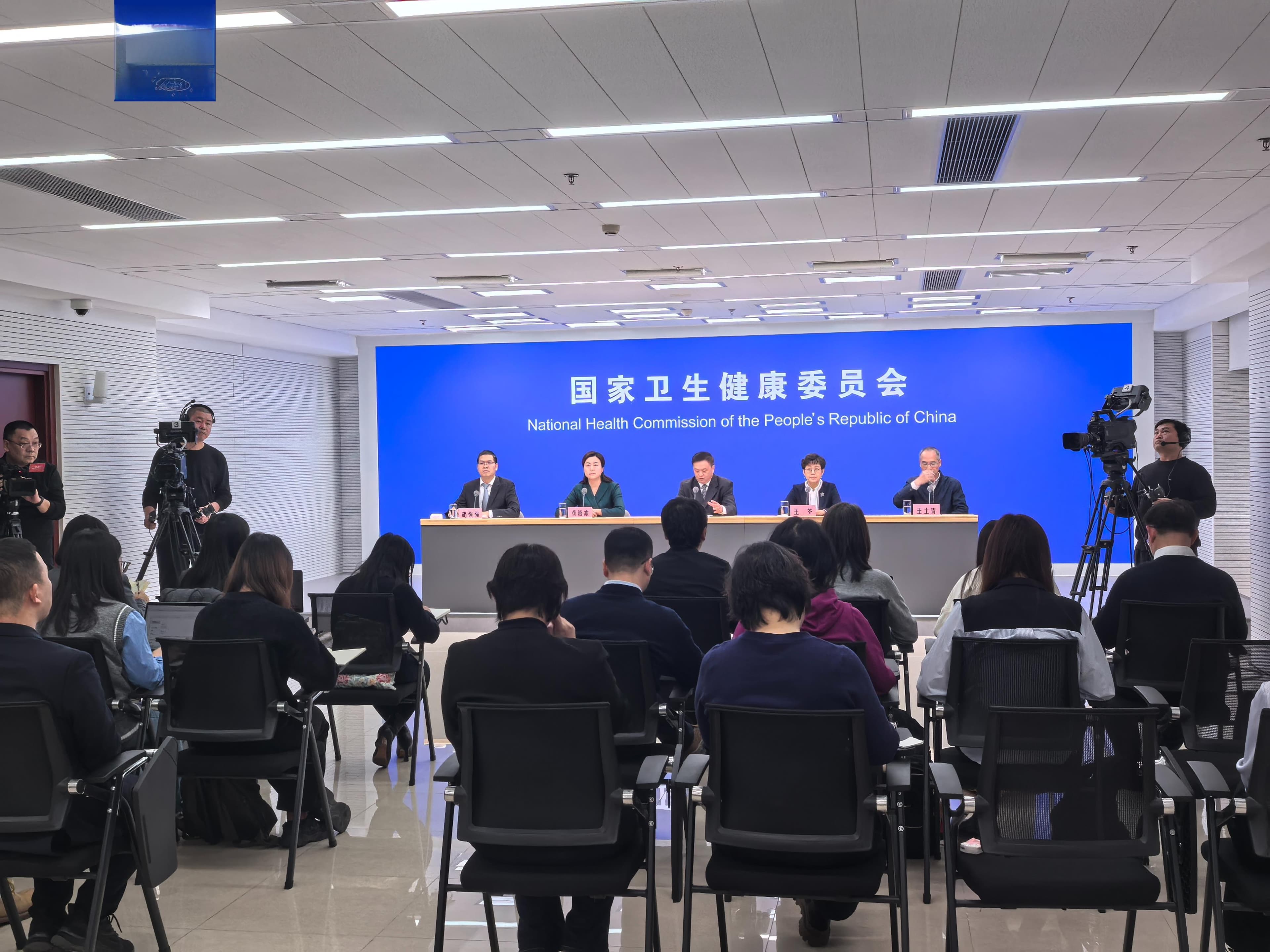 儿童流感高发季：症状识别、治疗和家庭护理全攻略