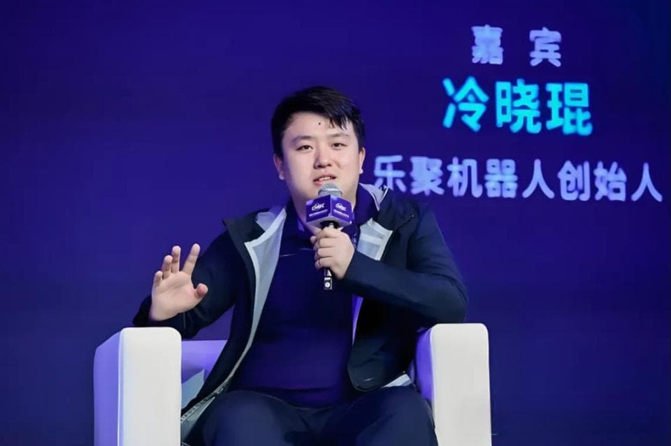 全能“夸父”！这位机器人“记者”，私下还是“测试工程师”