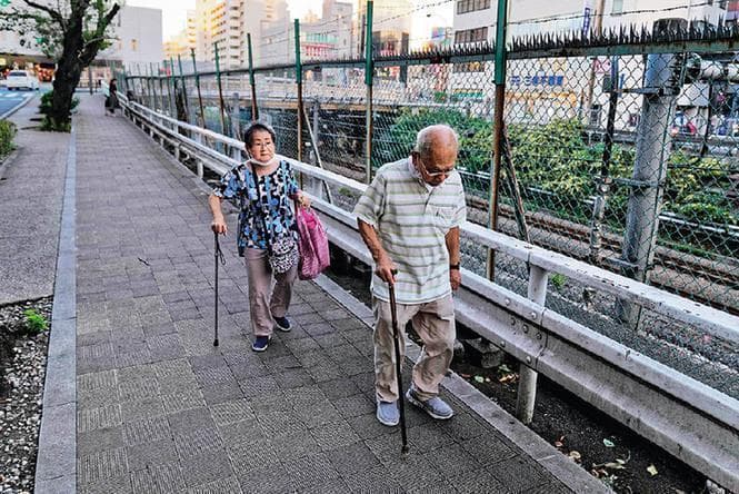 日本就业率，理想的数据不理想的结构