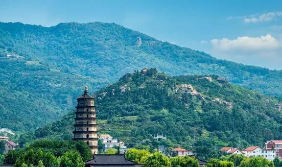 国内最低调的海滨城市，被誉为东海第一胜境，干净舒适海鲜便宜
