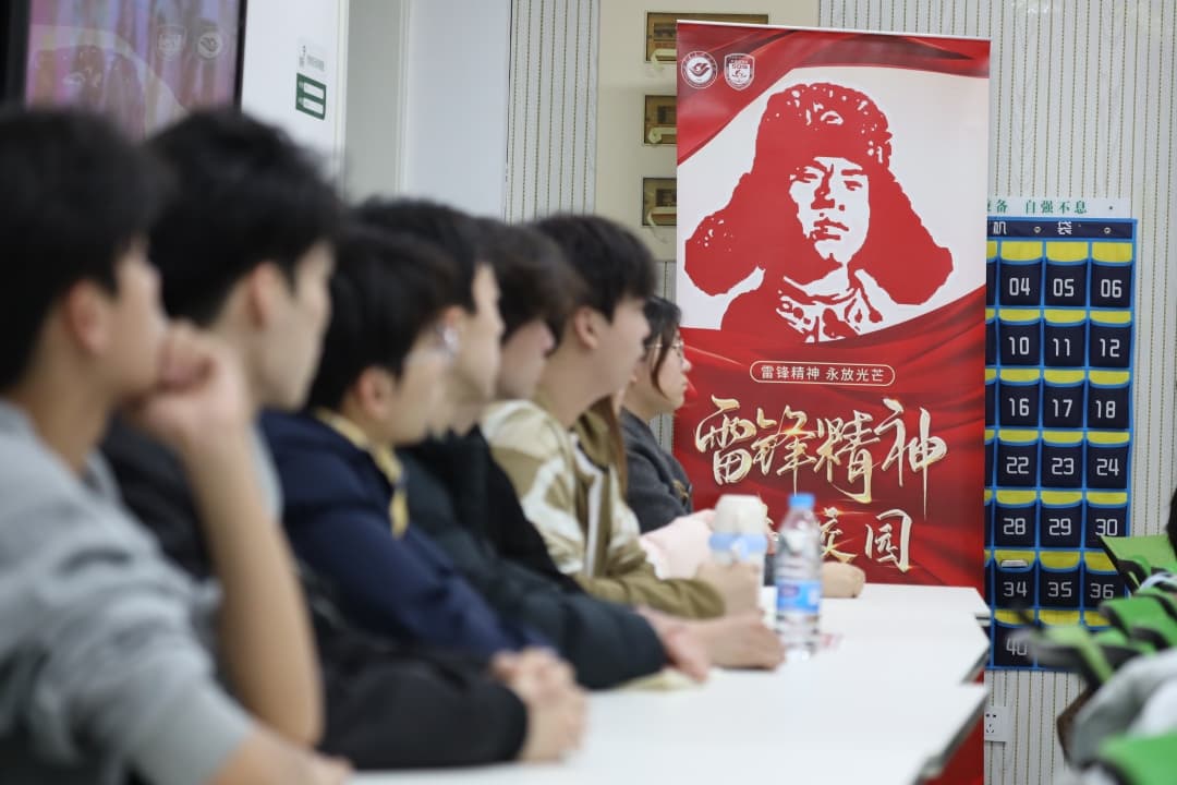 山东青年政治学院外国语学院：志愿服务擦亮雷锋精神“青春名片”