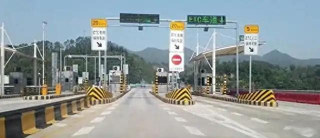 节假日开车跑长途前，要重点检查5个地方，防止途中发生意外