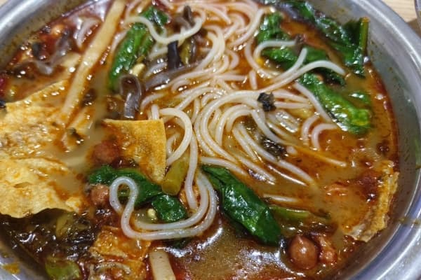 粉条用热水泡还是凉水？这些食用禁忌需谨记