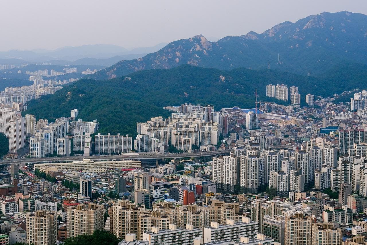 AI教育的未来：探索人工智能在教育领域的应用与影响