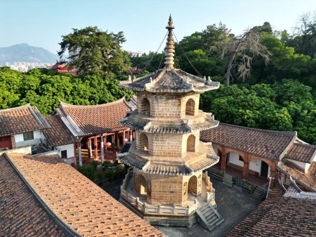 莆田东山报恩寺：藏于市井的北宋古塔，历经920年风霜