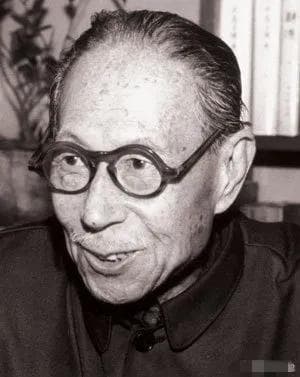 “白癜风”难治愈？分享皮肤病名家赵炳南白癜风验方
