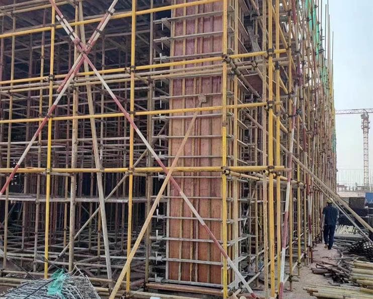 模板加固施工中的常见问题与解决方案