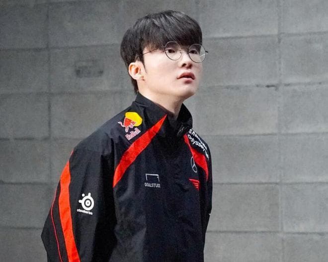 外网更新LOL选手排名，前十里只有1位中国选手，Uzi排名第十