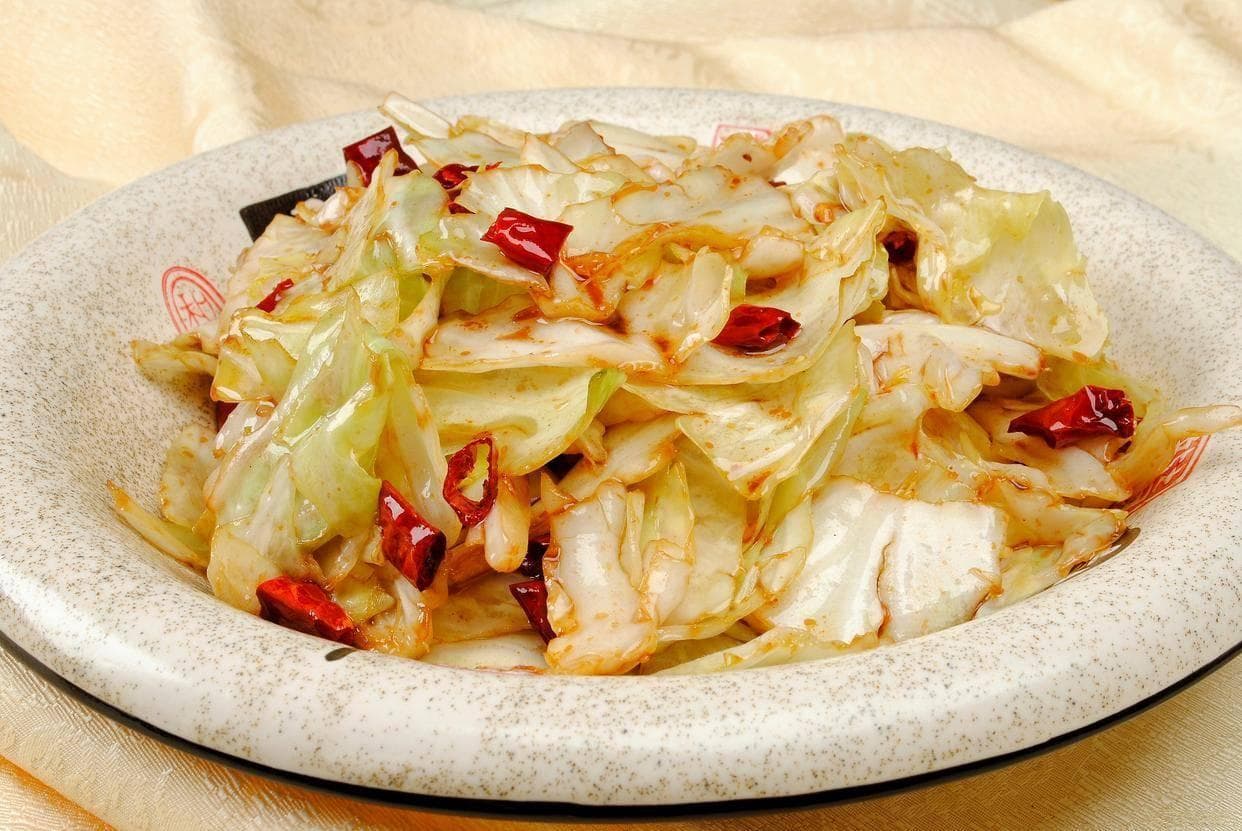 醋溜白菜制作全攻略：从选材到出锅的每一个细节
