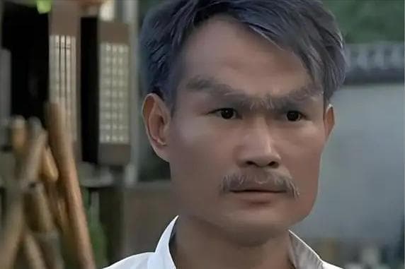 林正英：如何塑造一个经典的僵尸片角色