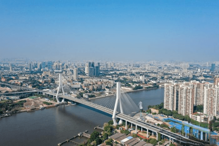 “买房送户口”时代回归，近20城购房即可申请落户