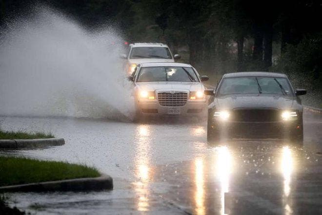 雨季刹车系统养车关键：6个动作确保制动万无一失