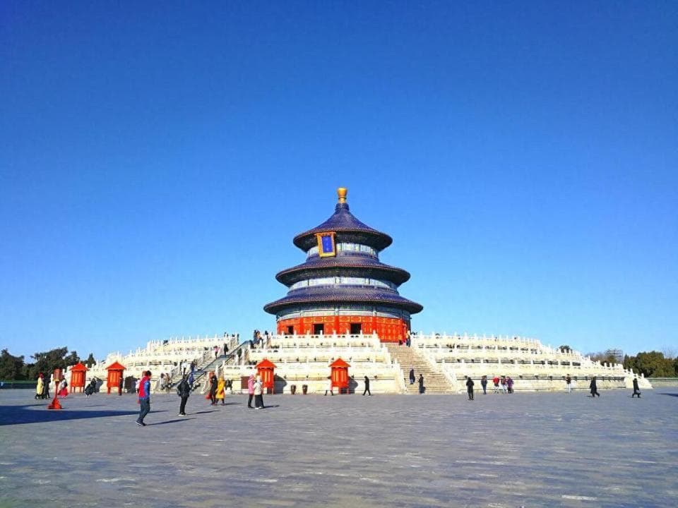 北京vs深圳：两座一线城市的全方位对比