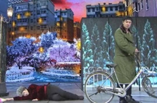 沈腾春晚小品《寒舍不寒》：笑点解析与创作反思