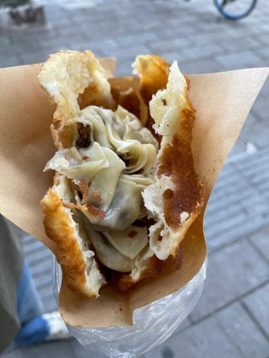 武汉过早：传统美食在现代生活中的传承与创新