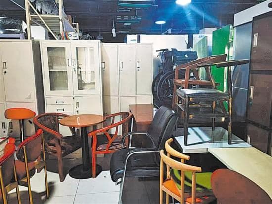 “大块头”换新遇难题 废旧家具何处安身