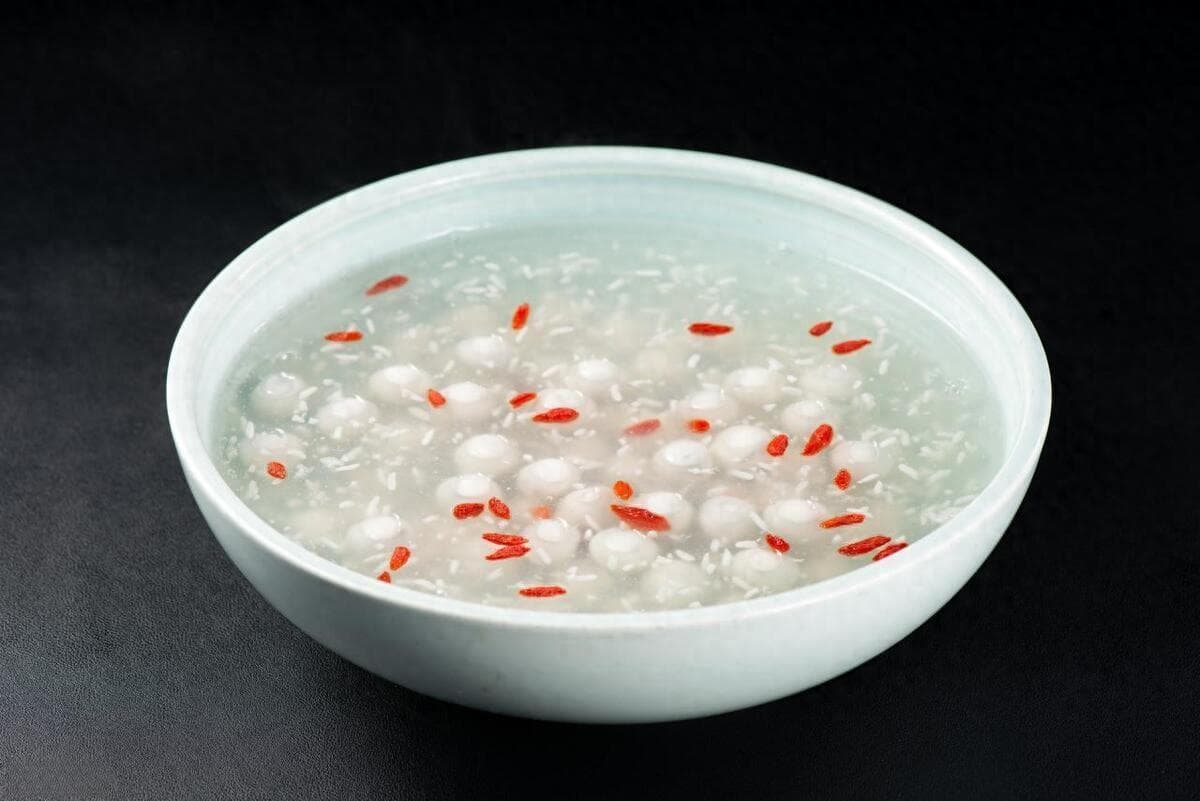 酒酿小圆子怎么煮才稠窍门（冬日暖身甜品，自制酒酿圆子）