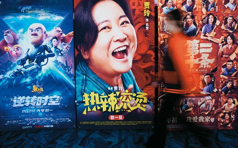 国产电影崛起背后：文化祛魅与重建