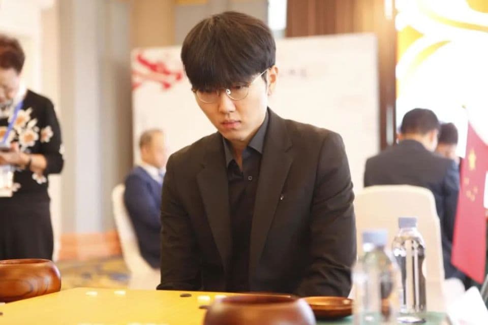 南洋杯第二轮中国棋手6胜4负，八强战再度成为中韩对抗