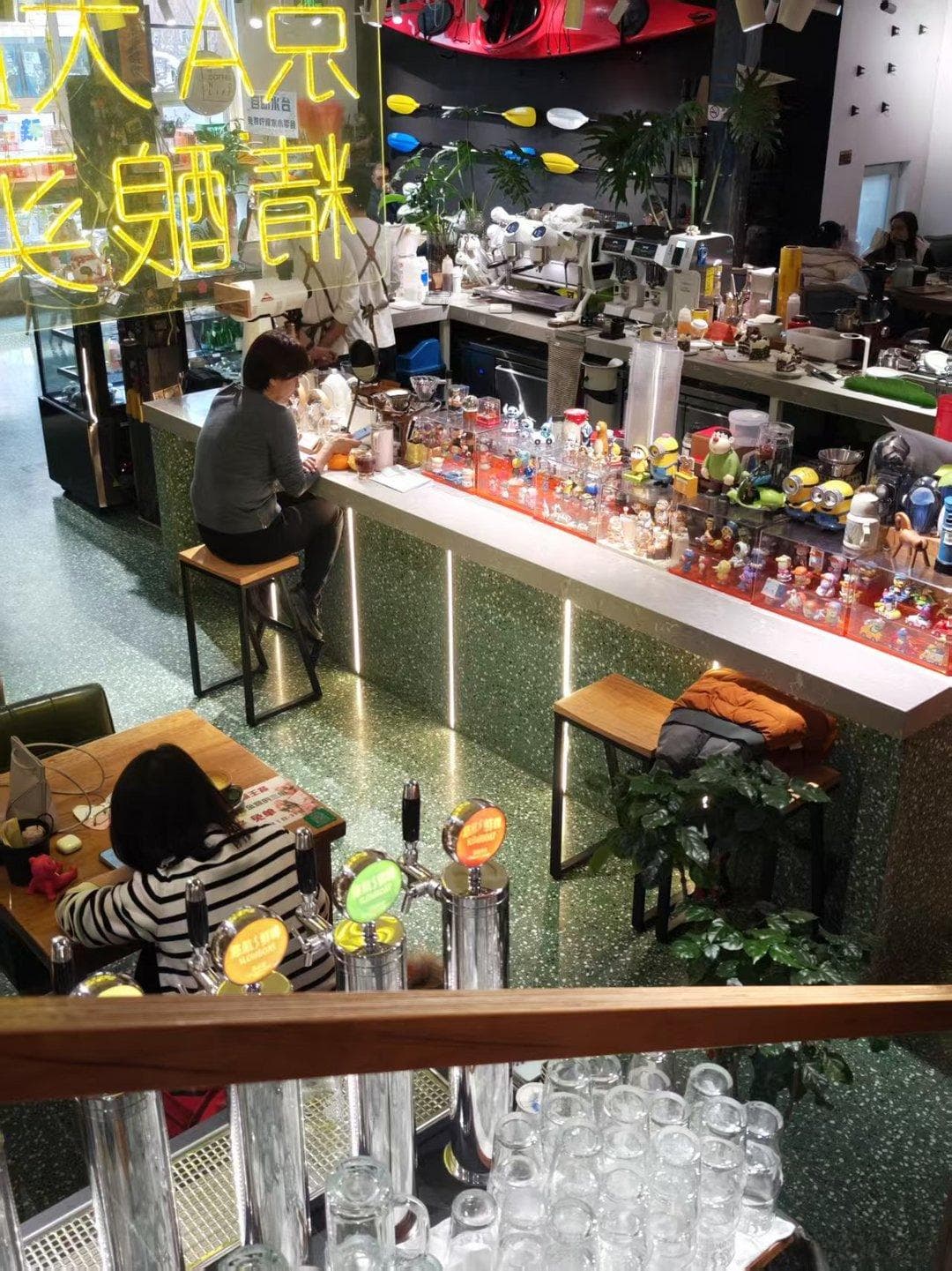 微信头像如何成为你的「社交身份证」？揭秘头像背后的心理密码