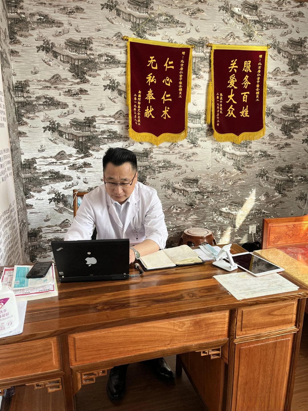 健康饮食与减肥：从热量控制到饮食习惯的全方位解析