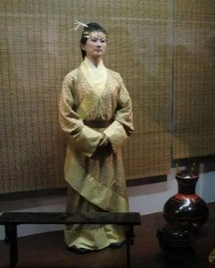 辛追夫人：千年古墓中的传奇身份之谜