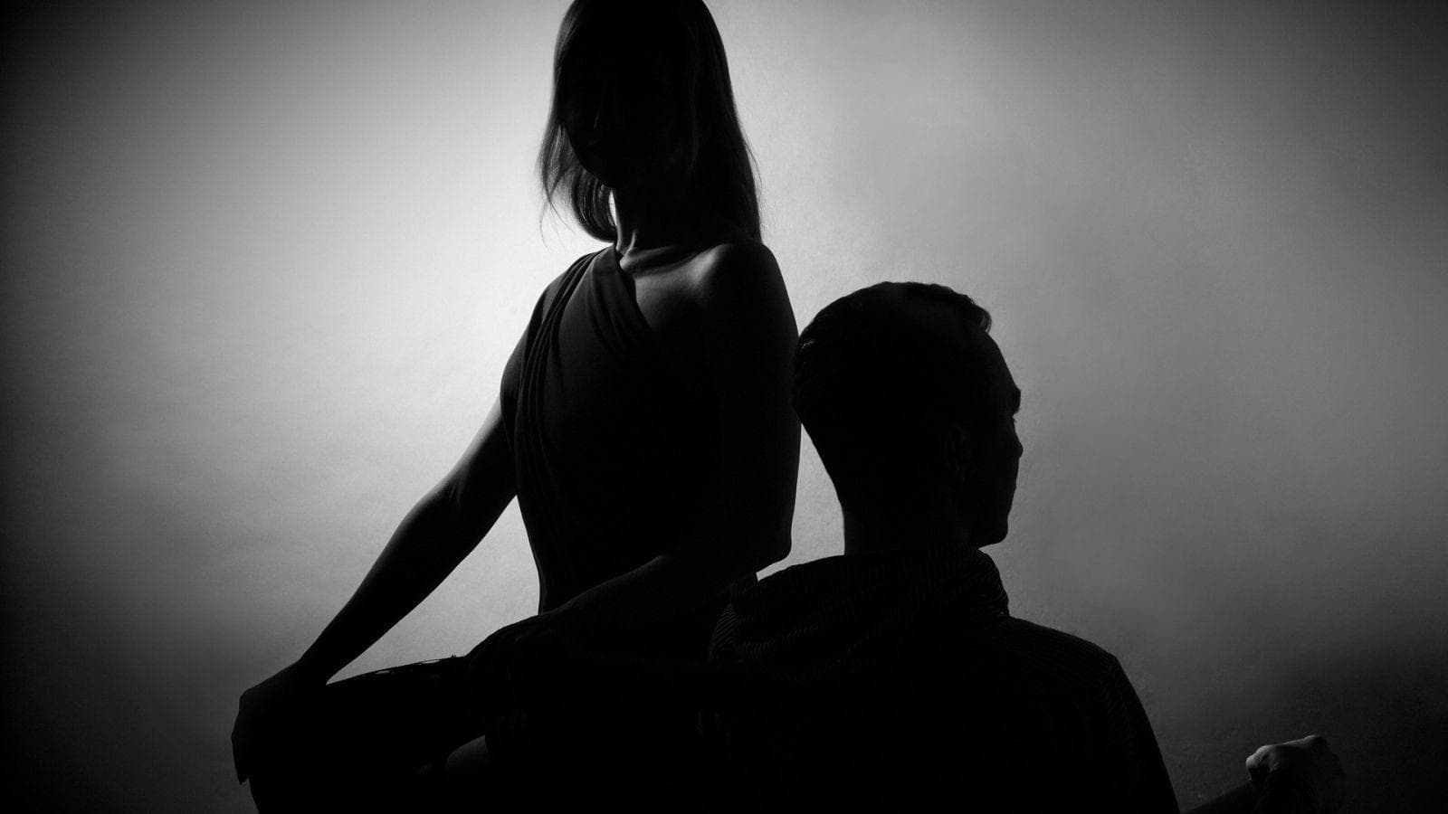 离婚时如何处理继子女的抚养问题