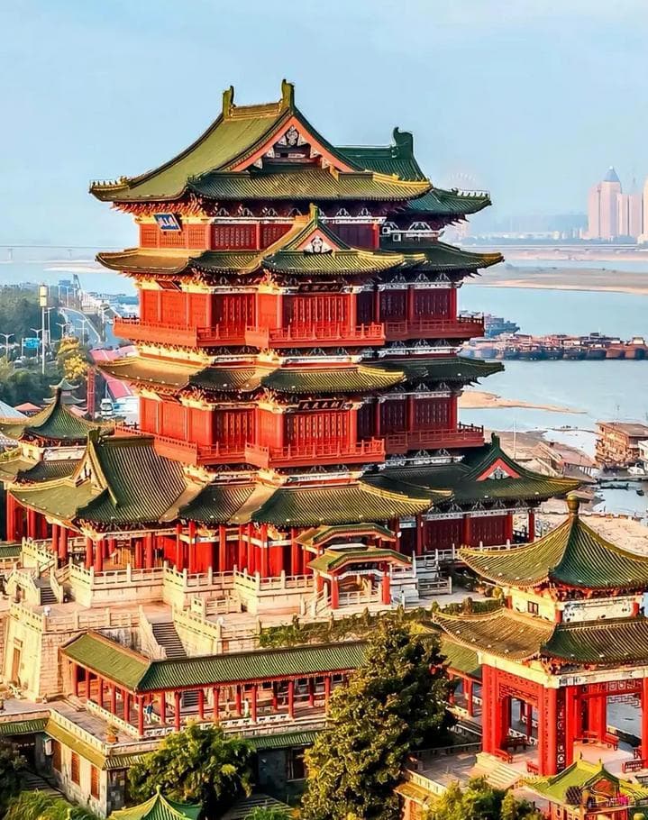 滕王阁序全文解析欣赏，滕王阁序全文朗诵，全文995字讲解！