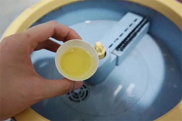 地板清洁剂对人体有害吗？正确使用方法全攻略